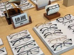 -Eziwish眼镜·蔡司授权店