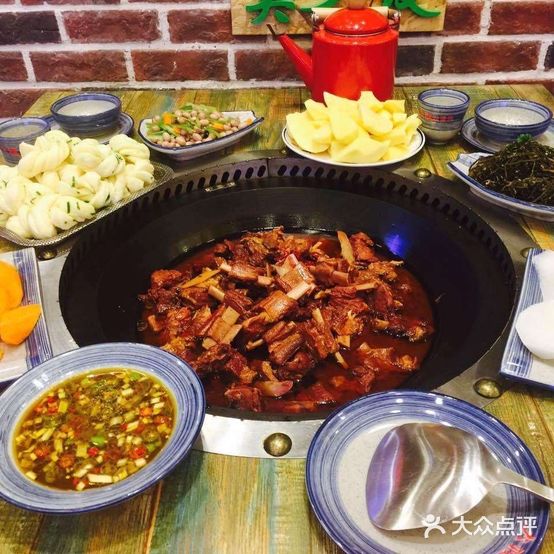 老渔翁铁锅炖大鱼