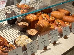 -VERIE BAKEHOUSE