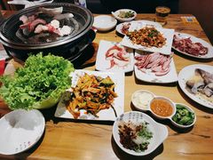-新泉鲜肉木炭烤肉