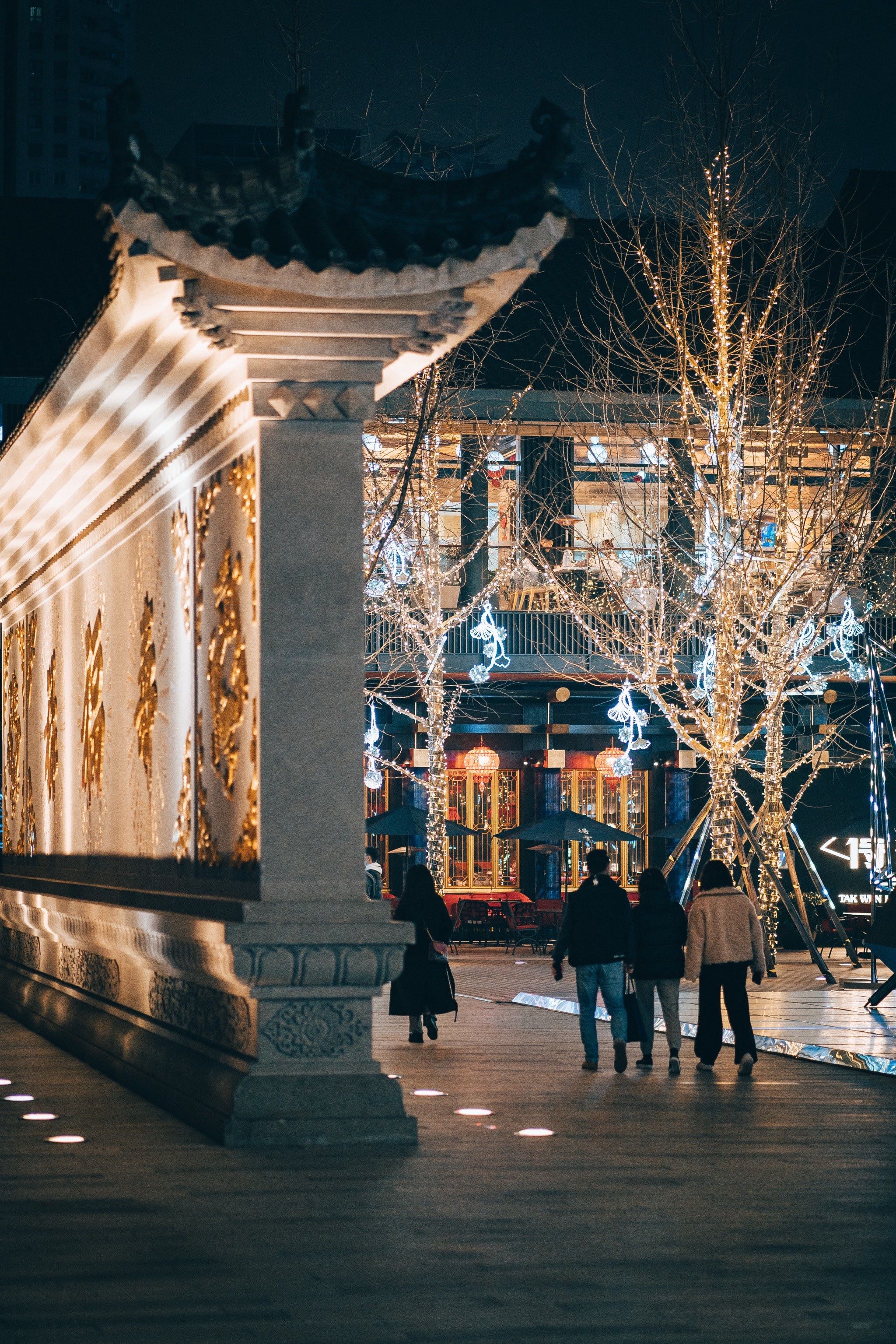 夜晚的成都太古里