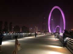 -南京眼步行桥