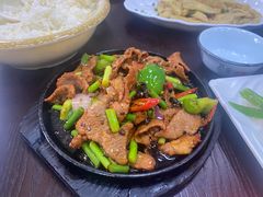 铁板黑椒牛肉-东北风味思缘食府(对湖路店)