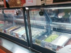 -极拉图·现制冰淇淋(大卫城店)