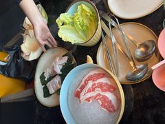 -雾山韩式烤肉·海南糟粕&椰子鸡火锅·海景餐厅(三亚绿发山海天JW万豪酒店)