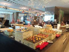 -圣丰索菲特·2 On 988 Café 自助餐厅