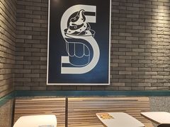 大堂-麦当劳(东大桥店)