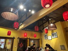 -富正毅三下锅·湘西韵味(天门山索道店)