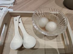 芝麻湯圓-杏甜品(尖沙咀加拿分道店)