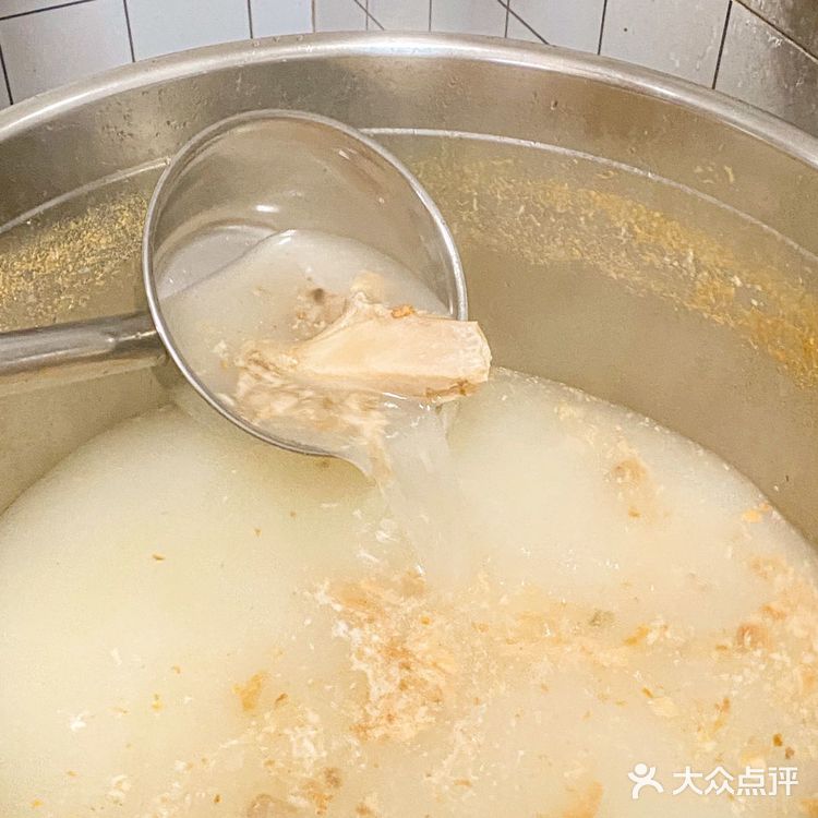 不许再说麻辣烫不好吃了!我要为麻辣烫扛大旗!