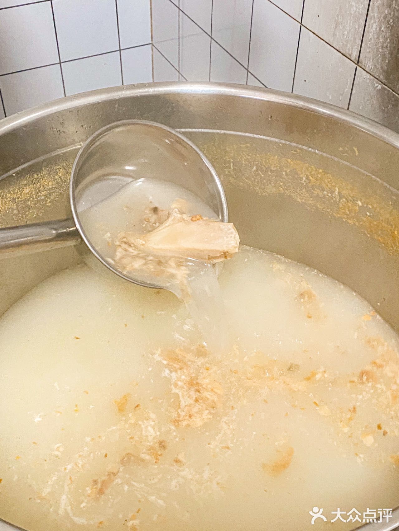 不许再说麻辣烫不好吃了！我要为麻辣烫扛大旗！