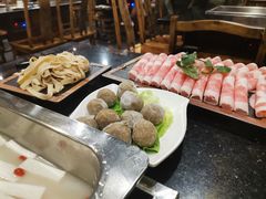 -百年川椒重庆老火锅(光谷店)