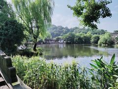 -绍兴东湖风景区