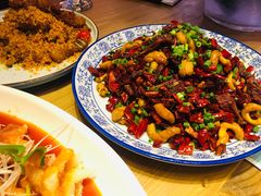 孜香小小腿-临界音乐酒馆·小龙虾·江湖菜(华熙LIVE·鱼洞店)