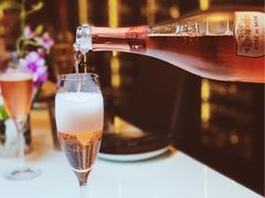 -wineapp葡萄酒餐吧(外滩金融中心店)