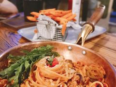 牛肉辣油意面-I HOLIC艾豪丽披萨(KKone店)