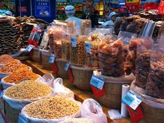 各种鱼干类商品很丰富-大润发(国兴店)