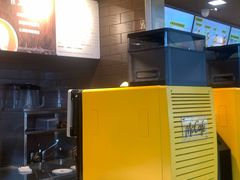 -麦当劳(深圳北站高铁店)