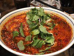 -云海肴·汽锅鸡·云南菜(天山百盛优客店)