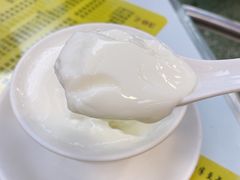 蛋白炖鲜牛奶-澳洲牛奶公司(佐敦店)