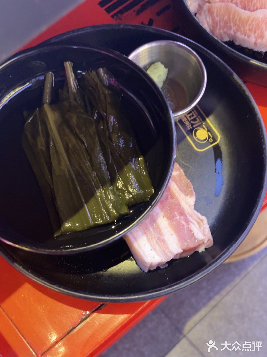 新鲜食材尽在北二爱肉社韩国烤肉！他们以选用新鲜食材为荣