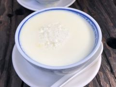 -周大娘牛乳(旧寨古村总店)