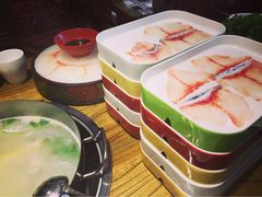 -龙记斑鱼火锅鲜切牛肉自助(红山路店)