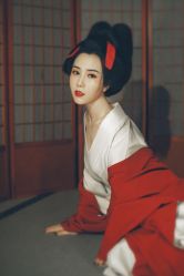 点击看大图 -持熹光年写真体验馆