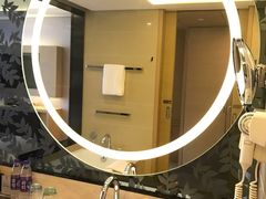 -广州花都皇冠假日酒店