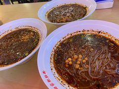 招牌酸辣粉-钟方模白家肥肠粉(春熙店)