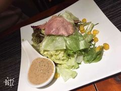 小烟熏三文鱼沙拉-斗牛士牛排餐厅(嘉里汇店)