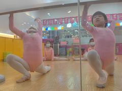 -美育少儿中国舞·钢琴·声乐艺术中心(枫蓝购物中心店)