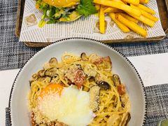 主厨汉堡-Future&Kitchen