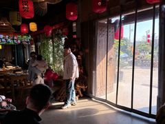 -头上红煨盐鸡·非遗院子餐厅