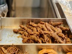 -狗撵鸭(泰山公寓店)