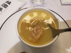 浓汤花胶鸡汤-维园悦谱·海派家常菜(乌鲁木齐南路店)