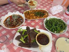 -洪霞餐馆