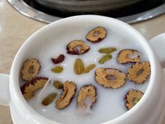 -墨脱石锅椰子鸡•香草鸭•东山羊(大东海店)