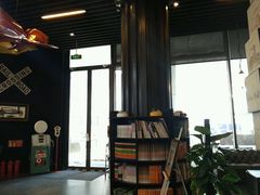 -汽车博物馆主题餐厅