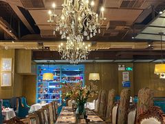 -领鲜活海鲜榴莲自助火锅(东门店)