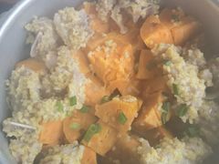 -郑件洋芋饭庄