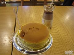 -巴黎贝甜(大宁国际商业广场店)