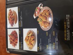 -BHC炸鸡(明洞总店)