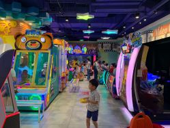 -LuckyStar幸运星家庭娱乐中心(东莞国贸店)