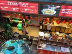 -魏铭鱼头捞饭(晋阳路店)