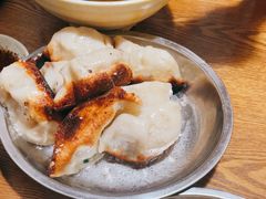 -黄阿姨锅贴大王(万航渡路店)