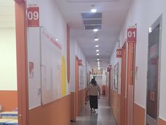 -昂立青少儿成长中心(宝山万达校区)