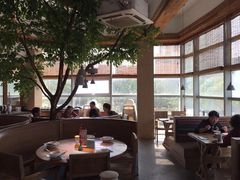 大堂-蜜桃餐厅·伴山(湖滨商业街店)