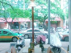 -德克士(洪洞店)