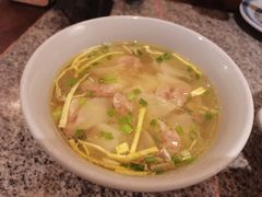 鸡汤馄饨-南京大牌档(济南万象城店)